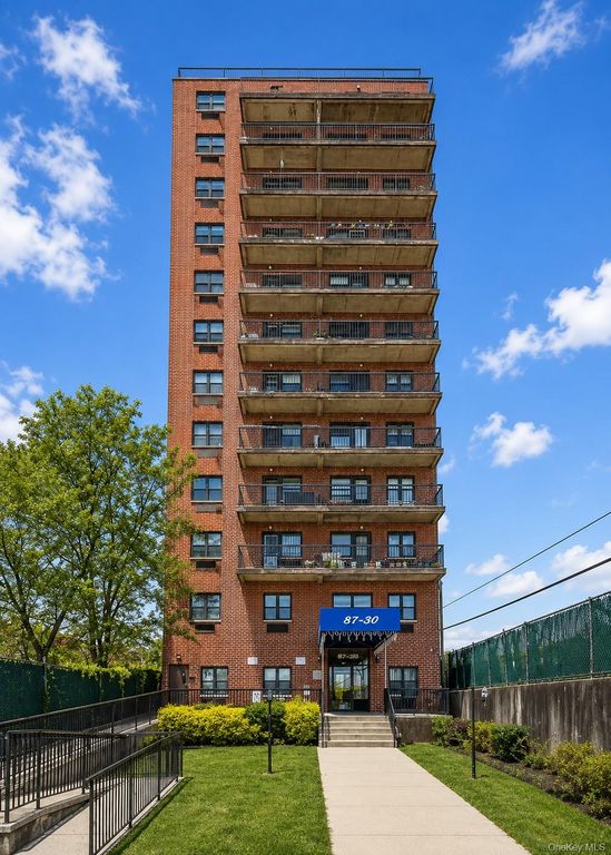 87-30 62nd Avenue 4G, Rego Park, NY 11374