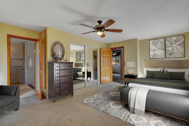 14370 Rollins Park Dr, Grass Valley, CA 95945