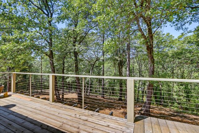 14370 Rollins Park Dr, Grass Valley, CA 95945