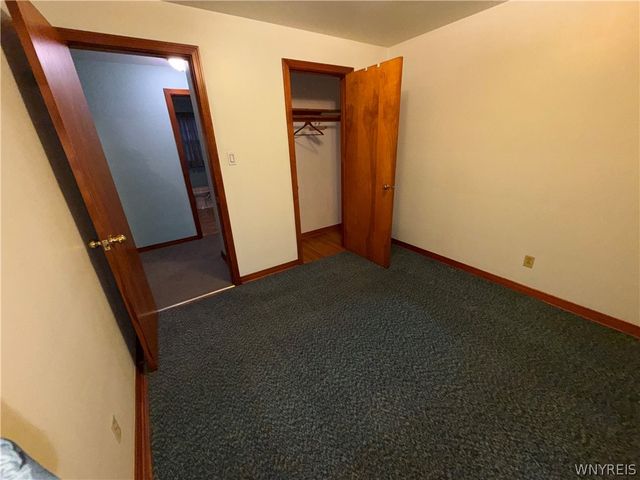 1724 Mackenna Avenue, Niagara Falls, NY 14303