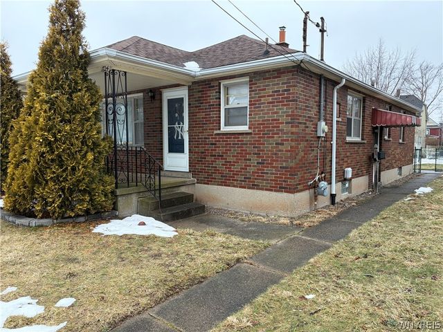1724 Mackenna Avenue, Niagara Falls, NY 14303