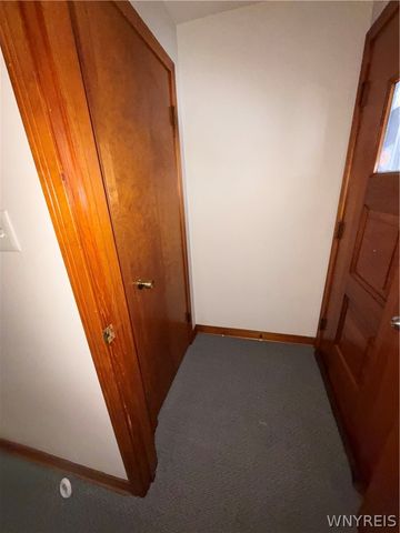 1724 Mackenna Avenue, Niagara Falls, NY 14303