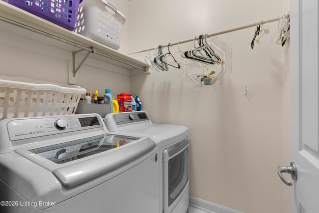 607 Willowhurst Pl, Louisville, KY 40223