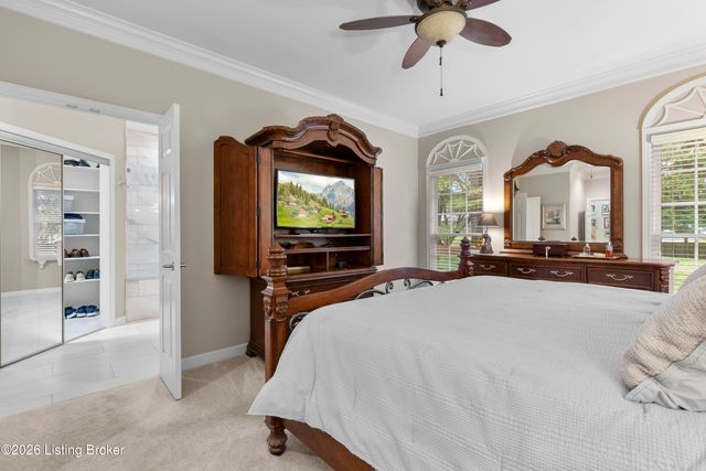 607 Willowhurst Pl, Louisville, KY 40223