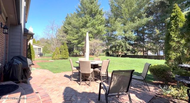 607 Willowhurst Pl, Louisville, KY 40223