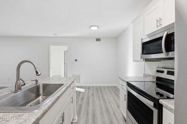 897 Fording Island Rd Apt 1006, Bluffton, SC 29910