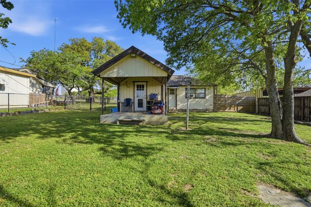 718 Narrow, Weatherford, TX 76086