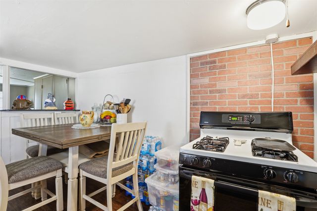 718 Narrow, Weatherford, TX 76086