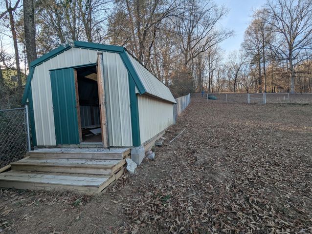 7207 A Moses Road, Hixson, TN 37343