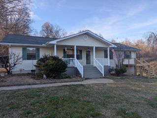 7207 A Moses Road, Hixson, TN 37343