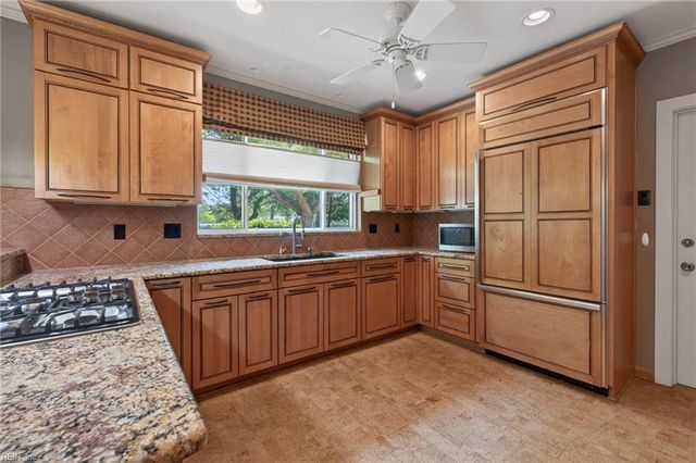 460 Hariton CT, Norfolk, VA 23505