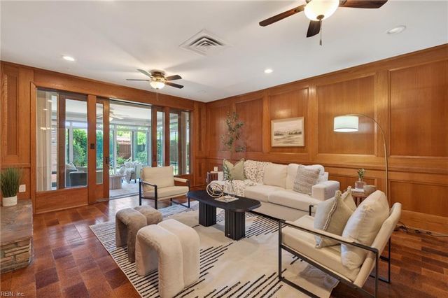 460 Hariton CT, Norfolk, VA 23505