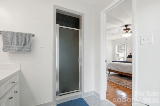 10129 Hanover Glen Road, Charlotte, NC 28210