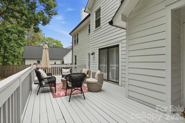 10129 Hanover Glen Road, Charlotte, NC 28210