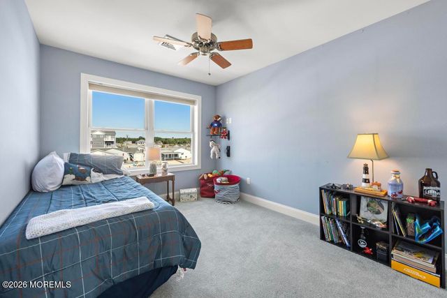 14 Jolly Roger Way, Waretown, NJ 08758