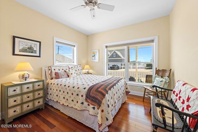 14 Jolly Roger Way, Waretown, NJ 08758