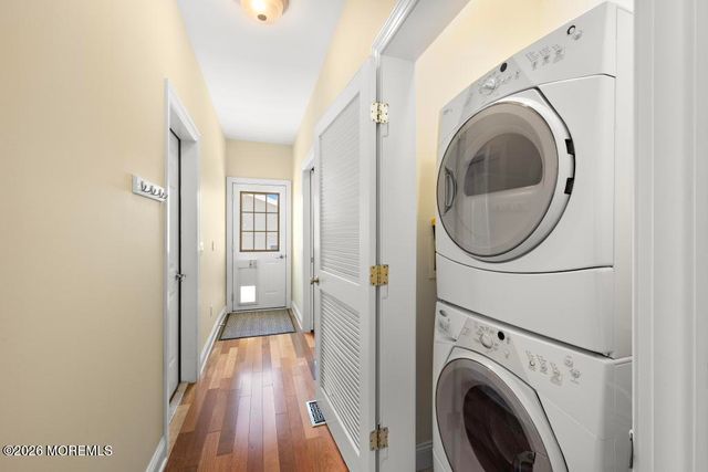 14 Jolly Roger Way, Waretown, NJ 08758