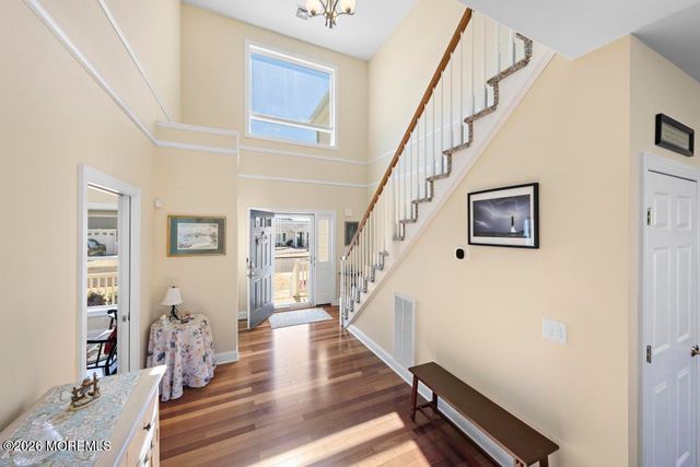 14 Jolly Roger Way, Waretown, NJ 08758