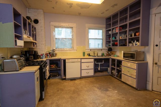 821 Union ST, Emporia, KS 66801