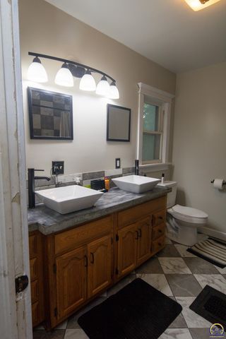 821 Union ST, Emporia, KS 66801