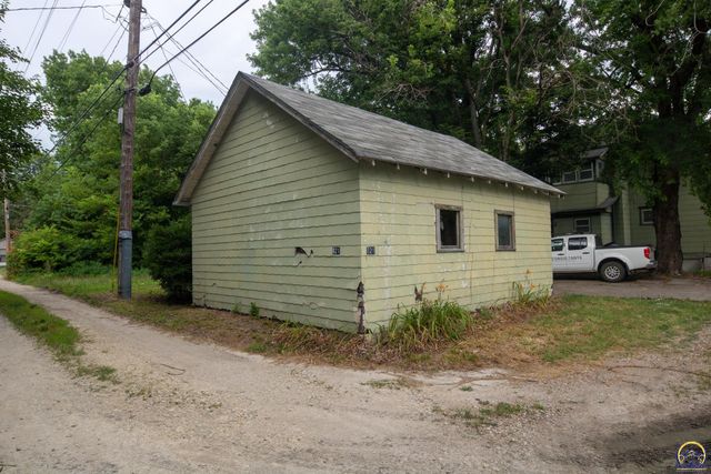 821 Union ST, Emporia, KS 66801