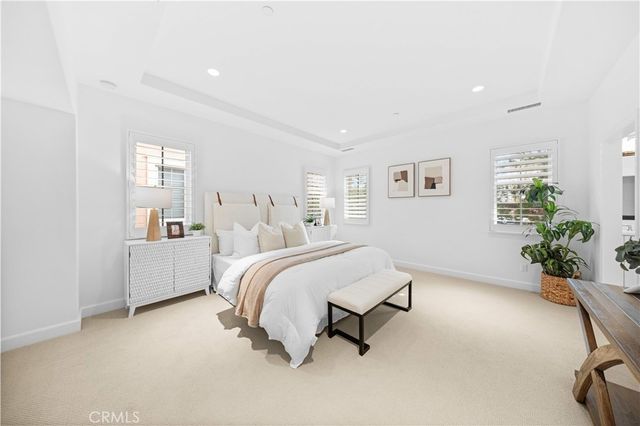 230 Shelbourne, Irvine, CA 92620