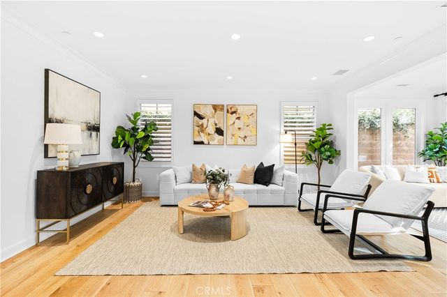 230 Shelbourne, Irvine, CA 92620