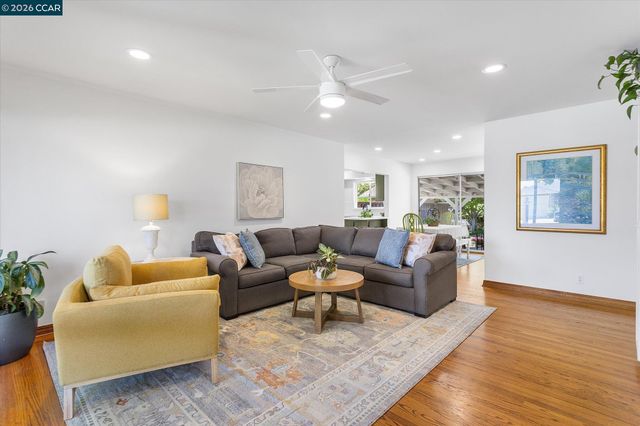 17381 Via La Jolla, San Lorenzo, CA 94580