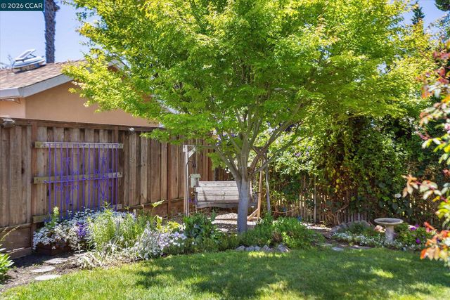 17381 Via La Jolla, San Lorenzo, CA 94580