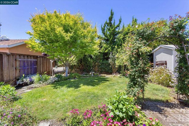 17381 Via La Jolla, San Lorenzo, CA 94580