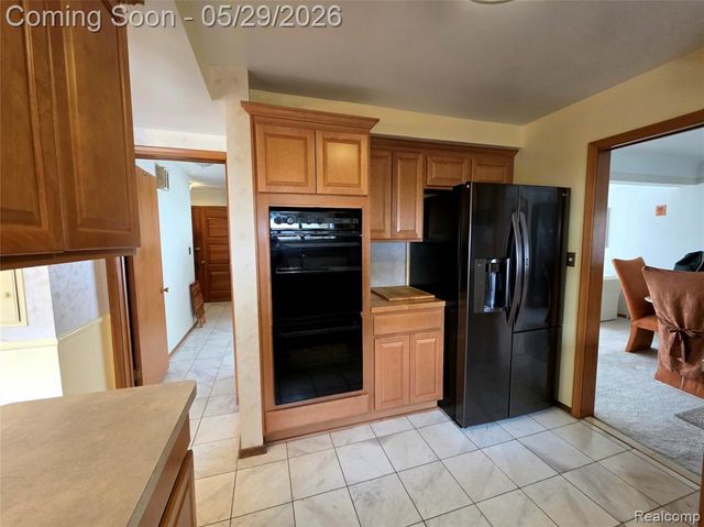 15915 Hilton Street, Southfield, MI 48075