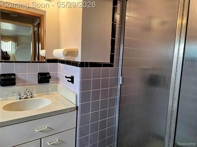 15915 Hilton Street, Southfield, MI 48075