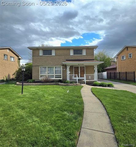 15915 Hilton Street, Southfield, MI 48075