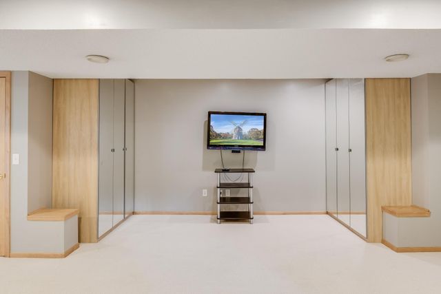 9743 Almond Avenue N, Brooklyn Park, MN 55443