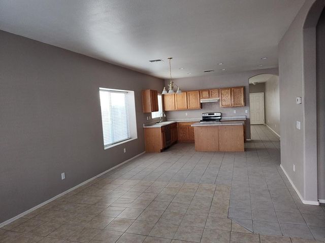 44098 W Granite Drive, Maricopa, AZ 85139