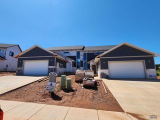 4619 WICKHAM CT, Rapid City, SD 57702
