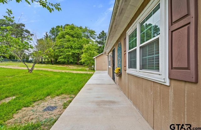 448 N Hill Rd., Tyler, TX 75706