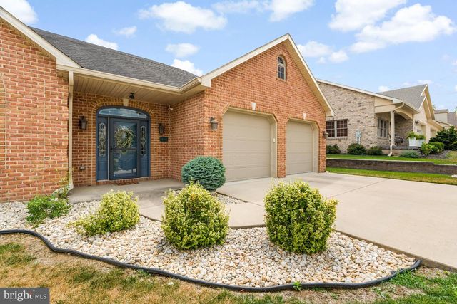 19419 AMETHYST DR, Hagerstown, MD 21742