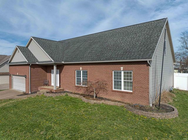 1900 Hickory Hill Court, Newburgh, IN 47630