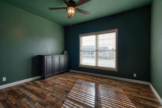 1900 Hickory Hill Court, Newburgh, IN 47630