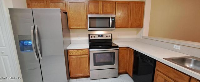 396 SOUTHERN BRANCH Lane, Jacksonville, FL 32259
