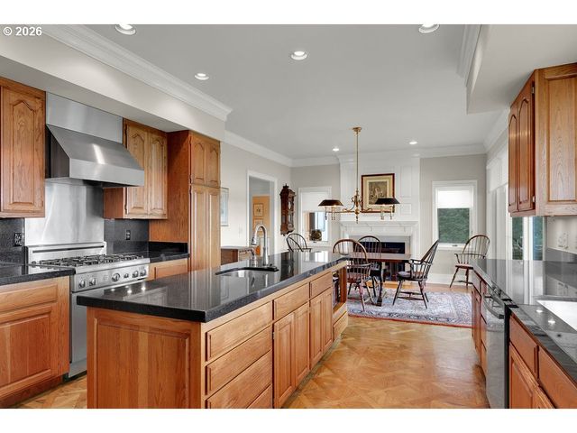 5255 SALAL Ct, Florence, OR 97439