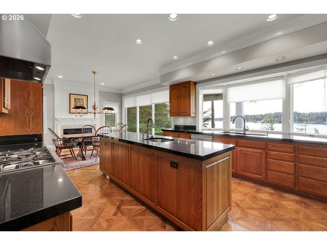 5255 SALAL Ct, Florence, OR 97439