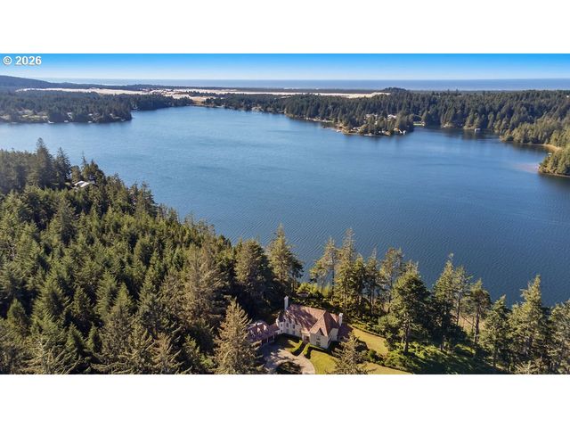 5255 SALAL Ct, Florence, OR 97439