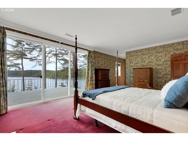 5255 SALAL Ct, Florence, OR 97439