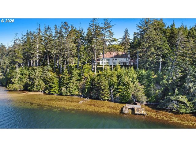 5255 SALAL Ct, Florence, OR 97439
