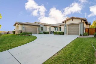 853 Hidden View Lane, Escondido, CA 92027