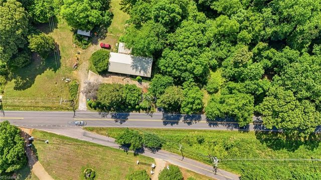 1321 Mecklenburg Highway, Mooresville, NC 28123