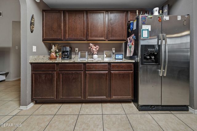 13008 JORGE GRAJEDA, El Paso, TX 79938
