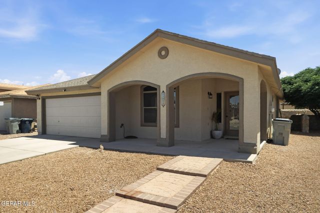13008 JORGE GRAJEDA, El Paso, TX 79938